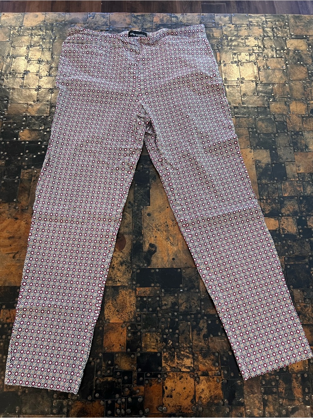 Sharagano Women's Printed Ankle Pants in Pink and White